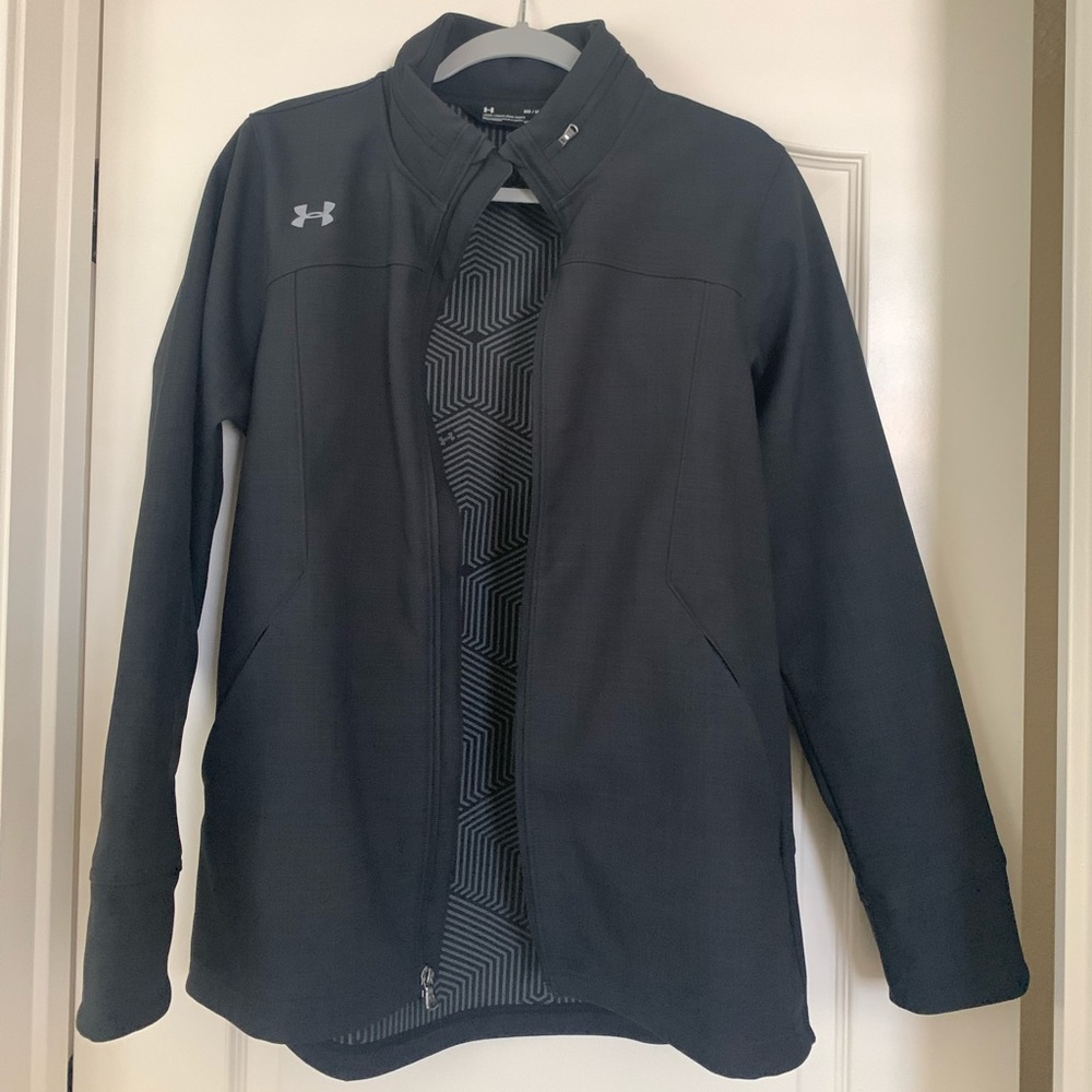 New Women’s Under Armour Cold Gear Jacket - size Medium